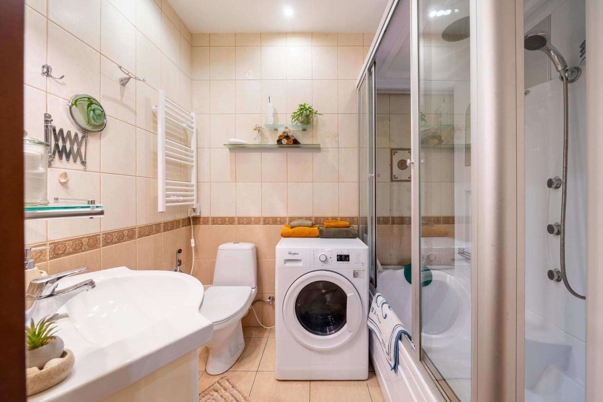 Apartamento Baltic Amber In Diplomatic District & Free Parking Riga Exterior foto